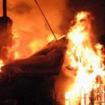 Image for Минувшей ночью в Николаеве с интервалом в полчаса неизвестные подожгли два храма…