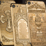 Image for В РПЦ к Пасхе благословили коллекцию православных iPhone в золоте за 200 тысяч рублей